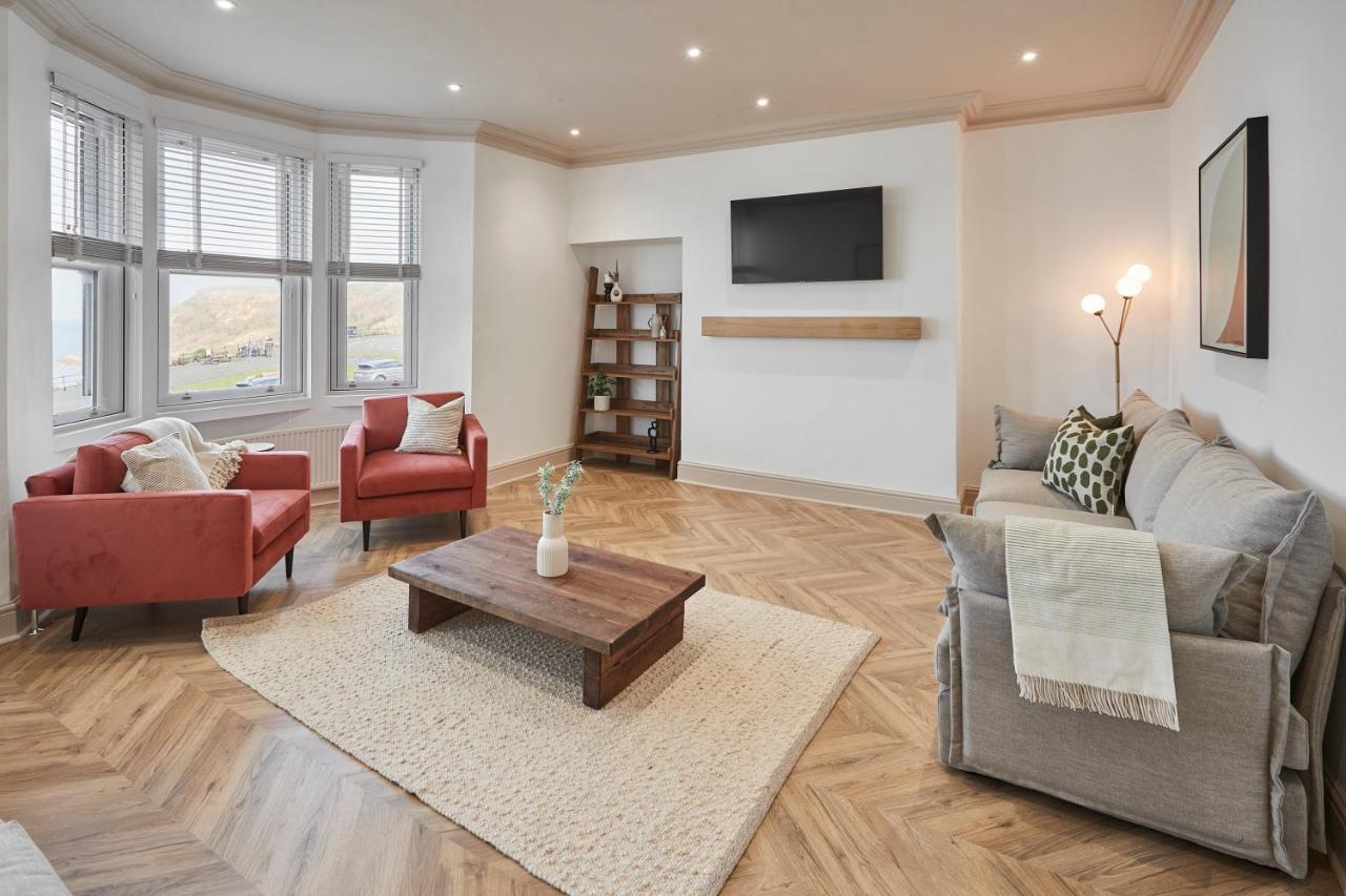 Host & - Queenscliffe Holiday home Scarborough