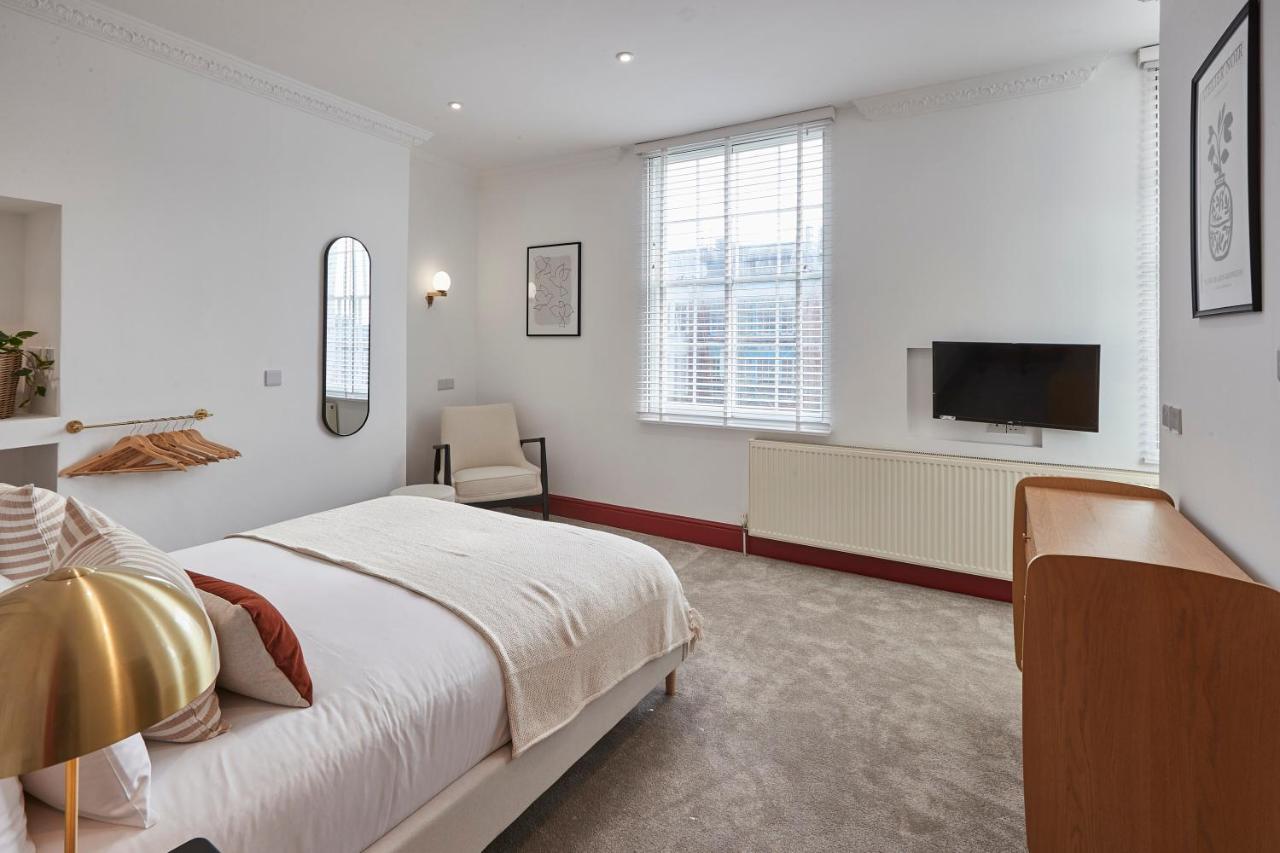 Host & - Queenscliffe Holiday home Scarborough